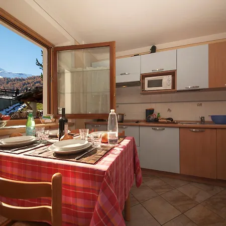 Apartament Italia 2 In-ski Out 50m - Happy